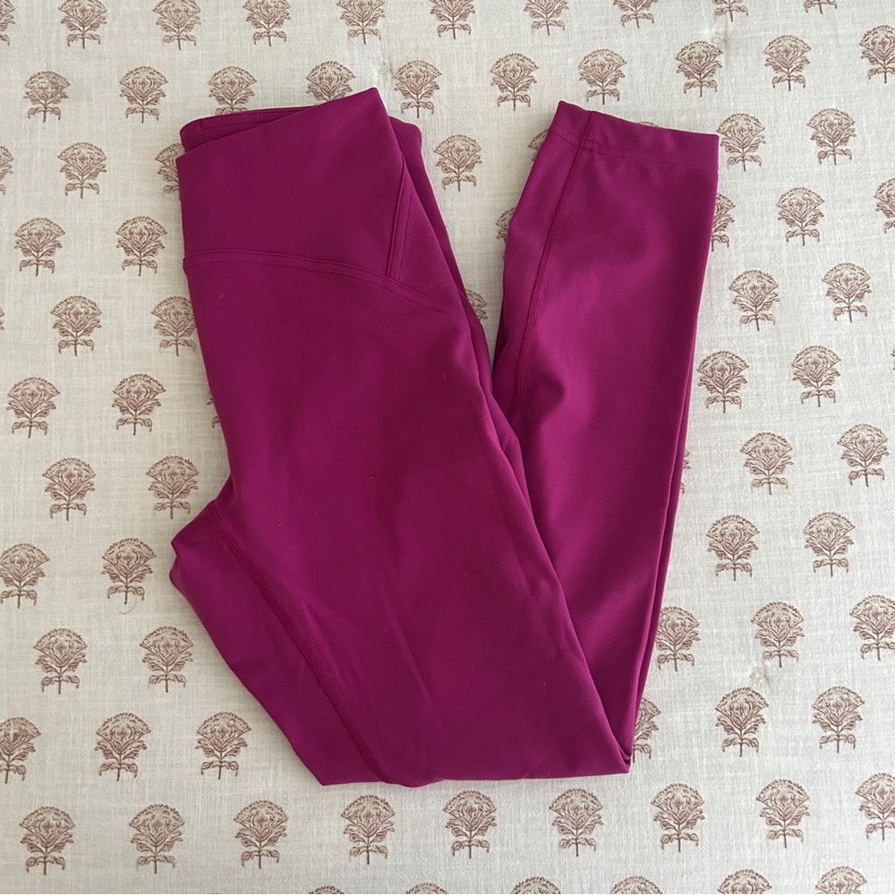 LAST CHANCE Lululemon InStill High Rise 25” Leggings